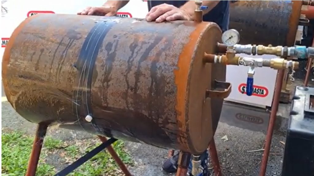 SylPad used to increase pressure resistance during the live leak repair of a 450mm steel pipe